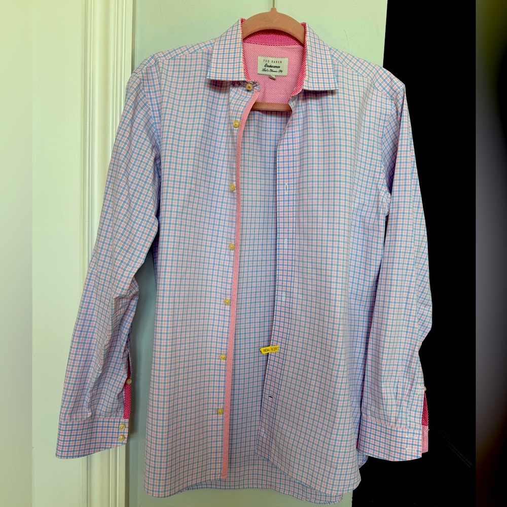 Ted Baker Endurance Classic Fit Shirt
Size 15 Neck-Small Excellent condition